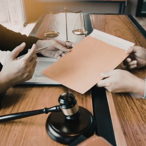 القضايا العمالية